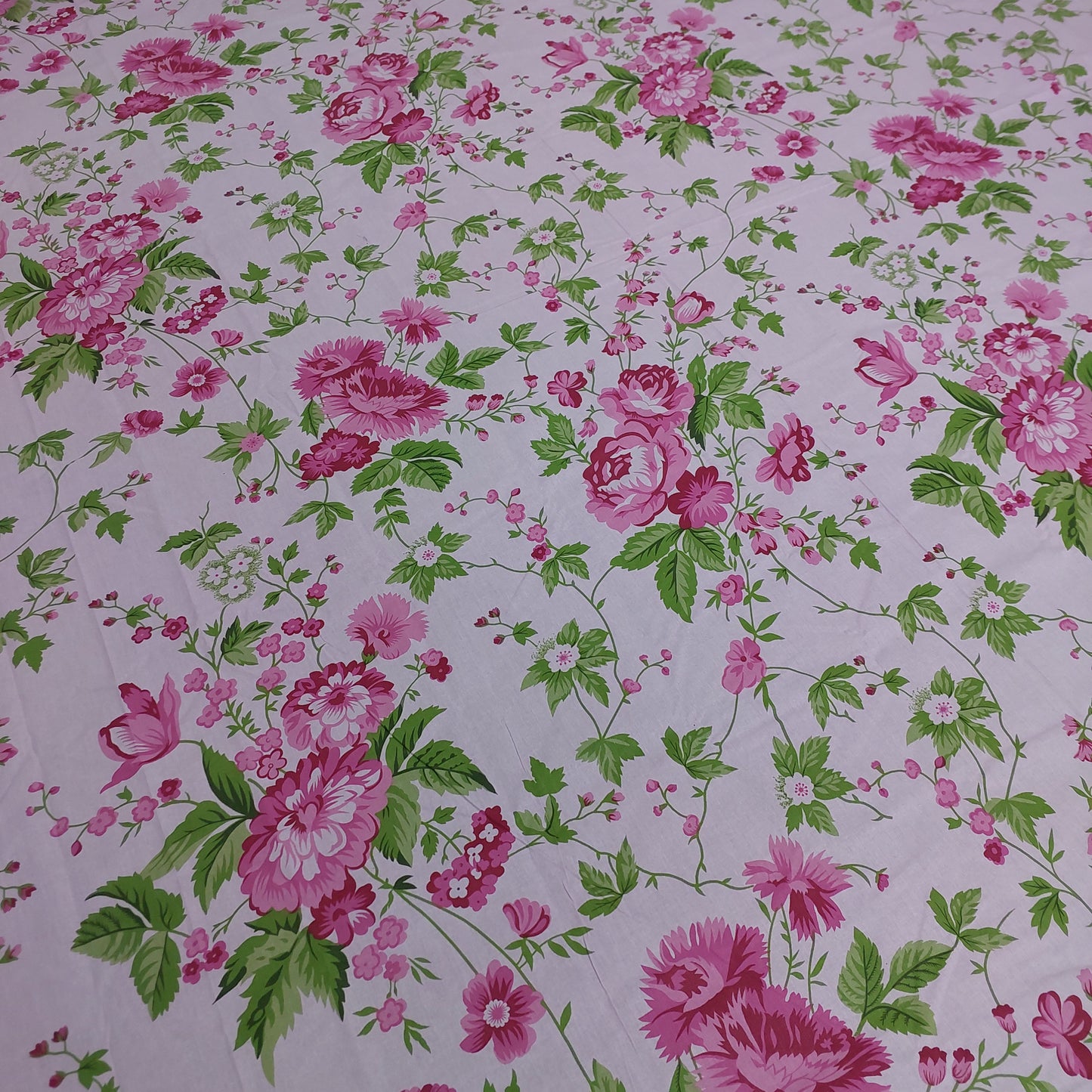 Soft Orchard Bedsheet set